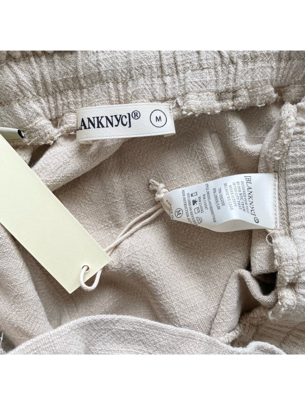 Blank NYC Linen BlendHigh Rise Paper Bag Waist Frayed Hem Shorts, Sz M NWT - Picture 4 of 5